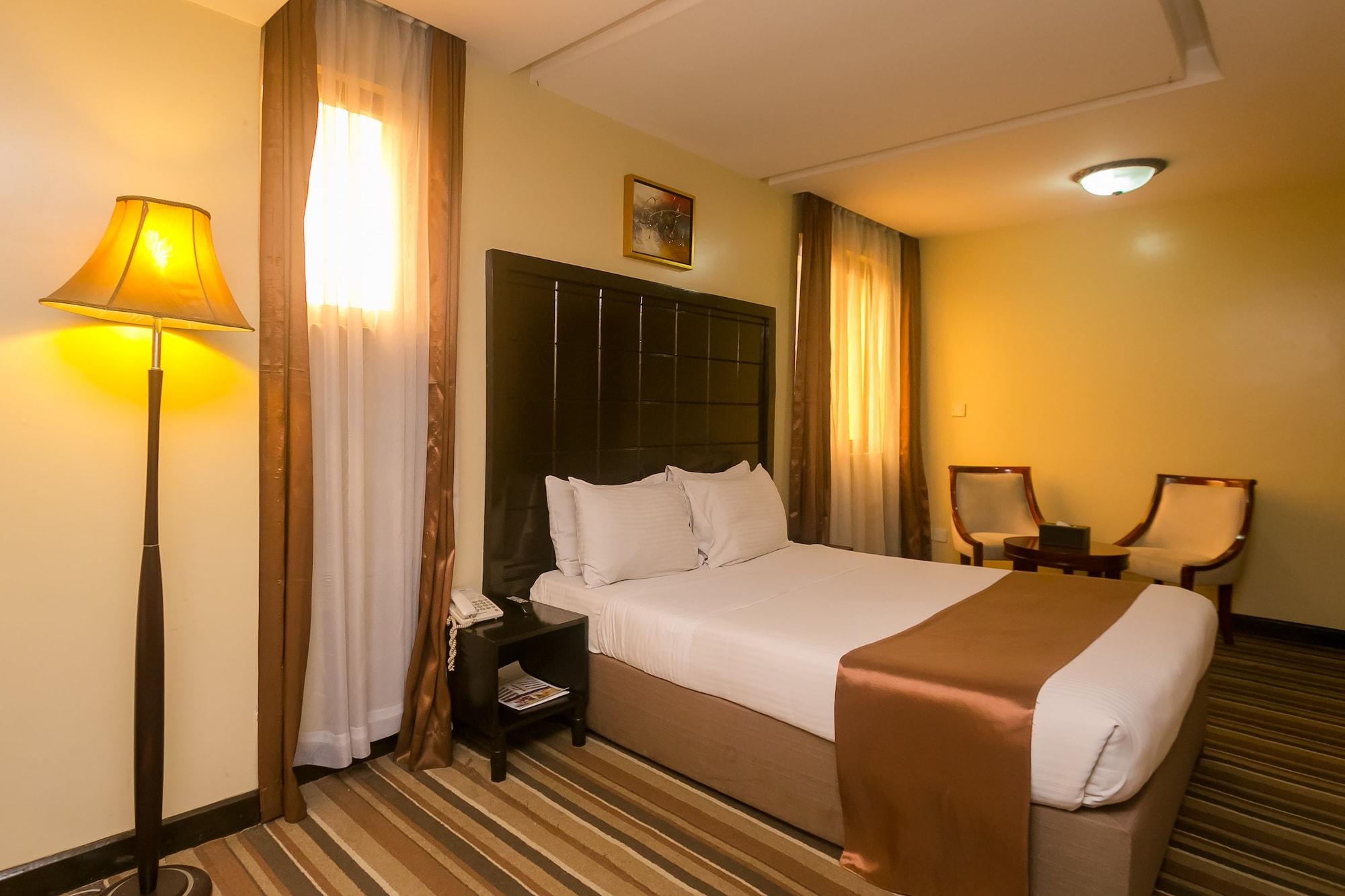 The Clarion Hotel 3*
